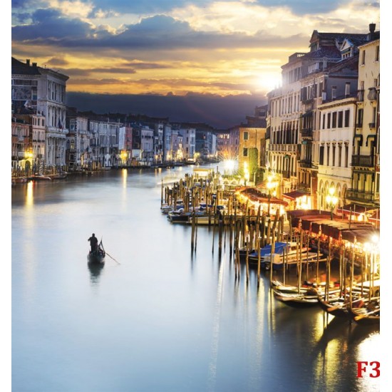 Wallpapers mural night view of a beautiful Venetian channel