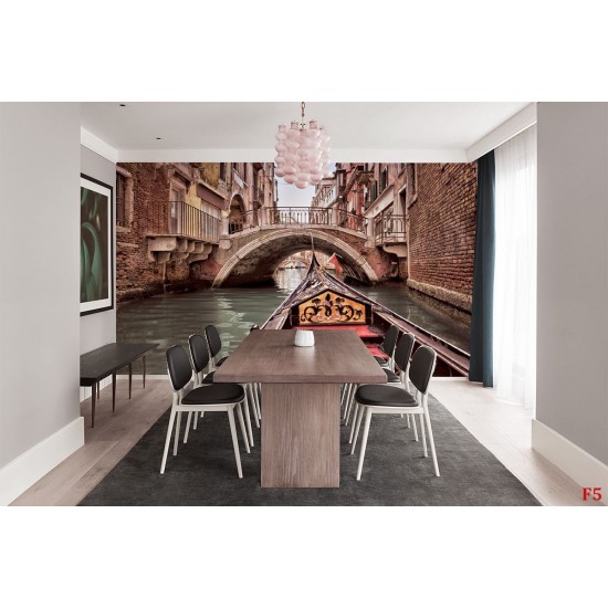Wallpapers mural beautiful venetian bridge with a gondola