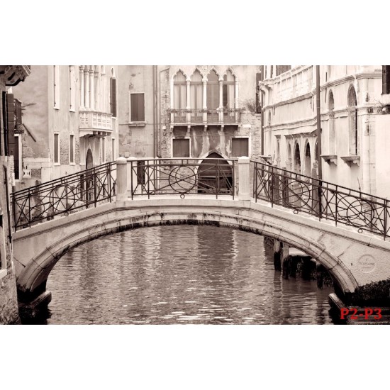 Wallpapers view of a beautiful retro bridge Wallpapers view of a beautiful retro bridge
