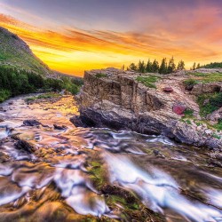 Wallpapers mountain river with effects at sunset